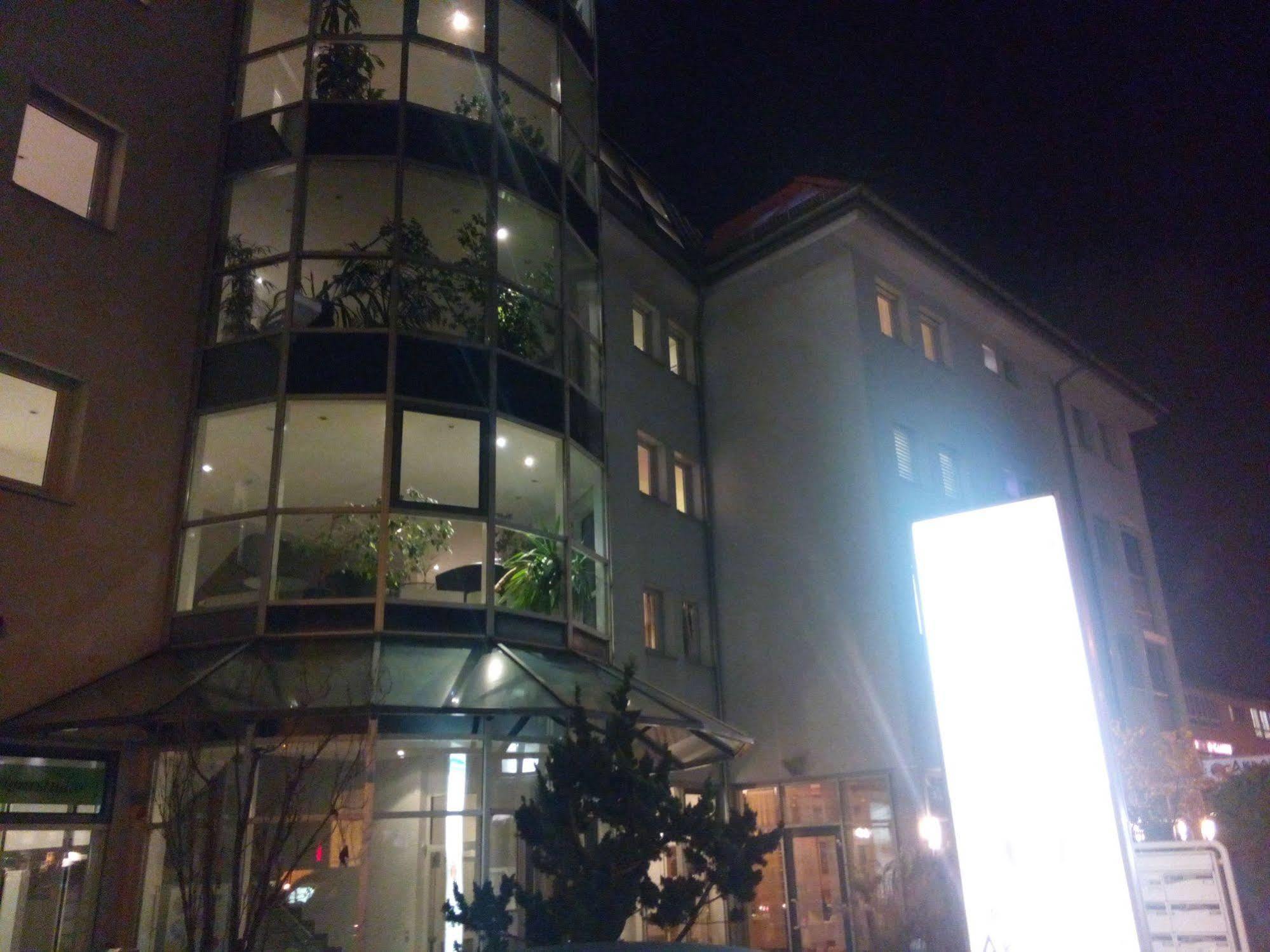 Central Hotel 빈넨 외부 사진