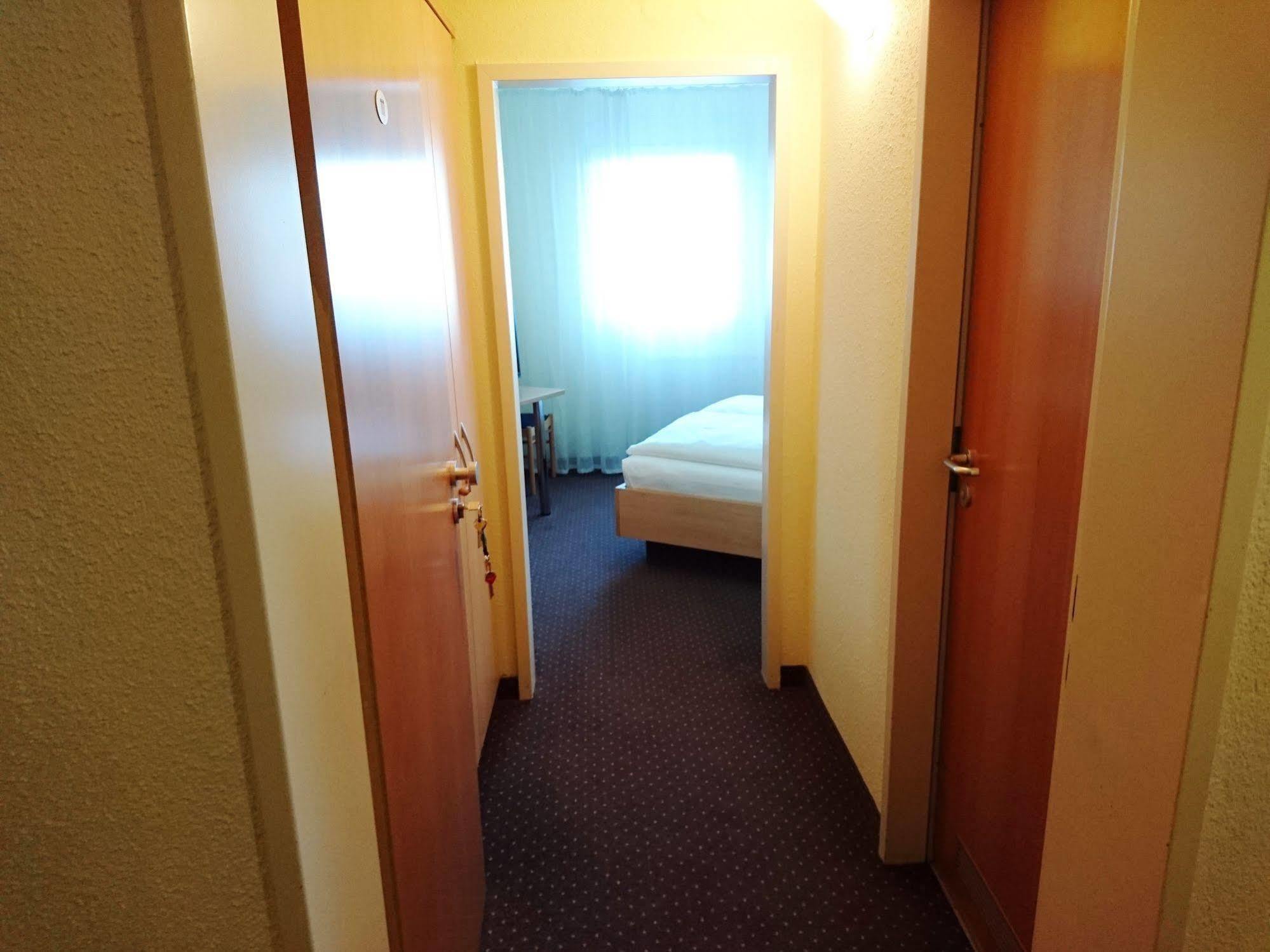 Central Hotel 빈넨 외부 사진